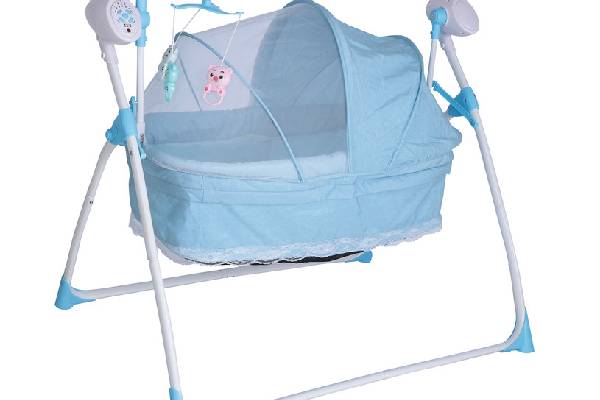 آشنایی با مرکزی که گهواره تاشو را به شیراز می‌آورد