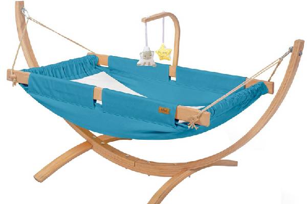 به راحتی همراه باشید: خرید گهواره تاشویی که به سفرهای شما هماهنگ باشد