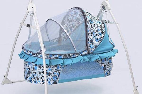  انتخاب برتر گهواره پارچه‌ای با مجموعه ایستای طرح‌ها و رنگ‌ها