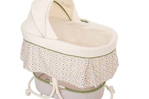 گهواره پارچه‌ای رنگارنگ پیشنهادی بی‌نظیر با تنوع طرح و رنگ