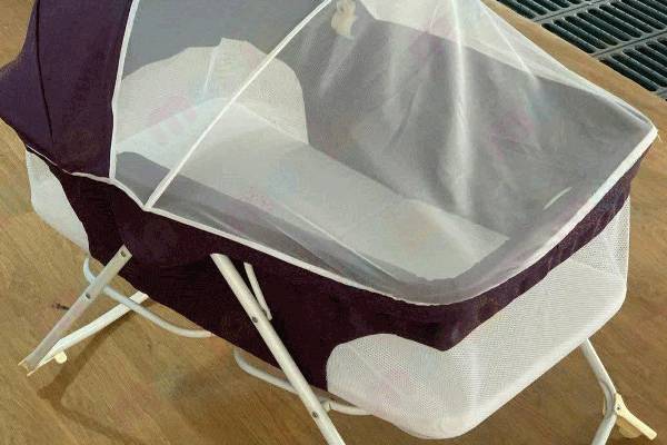 مراکز خرید گهواره تاشو: پیدایش جادویی برای خرید ایمن و راحت برای نوزادان