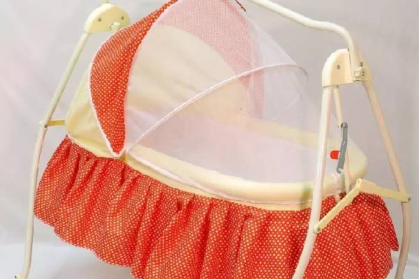 نظرات مشتریان در خرید گهواره تاشو: چگونه با تجربیات دیگران بهترین تصمیم را بگیریم؟