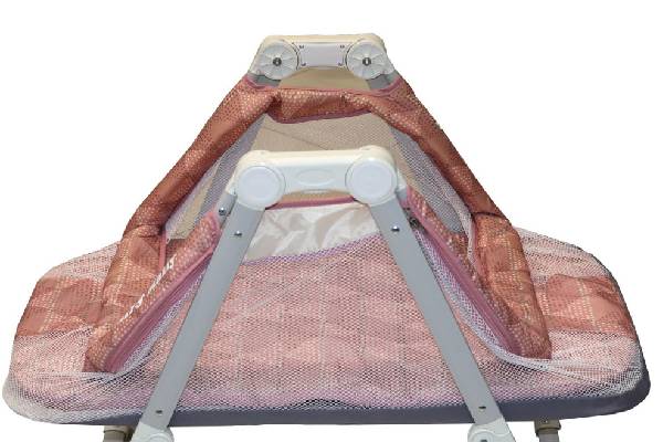 با اطمینان در سفر: چگونه گهواره تاشو مسافرتی ایده‌آل را انتخاب کنیم؟