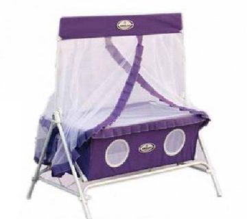 مسافرت با نوزاد: چگونه گهواره تاشوی مسافرتی ایده‌آل را انتخاب کنیم؟