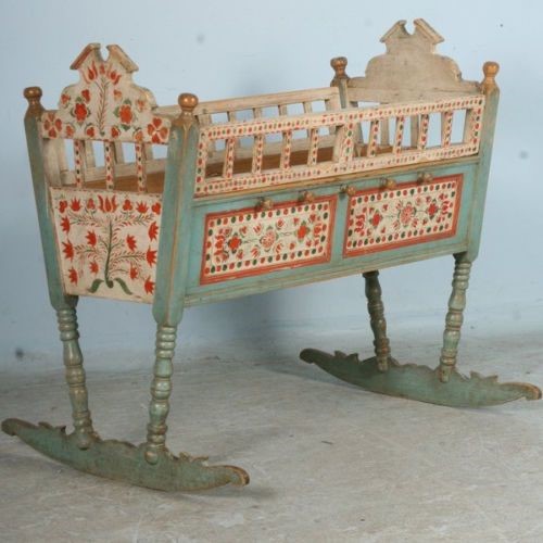 چگونه گهواره چوبی مناسب فضای خانه خود انتخاب کنیم؟